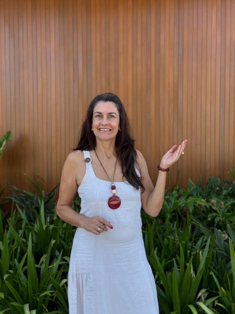 Caren Lorensi Viana, corretora de imóveis da Solução Imóveis